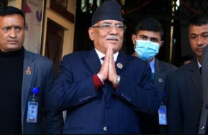 नेपाल र युएईबीचको खेल अवलोकन गर्न प्रधानमन्त्री प्रचण्ड मैदानमा