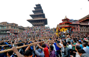 नौ दिनसम्म चल्ने भक्तपुरको बिस्केट जात्रा आजबाट सुरु, यस्तो छ इतिहास !