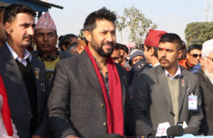 चितवन २ अपडेट : रवि ३२ हजारभन्दा बढी मत अन्तरले अगाडि, दोस्रो स्थानका लागि कांग्रेस र एमालेको दौड