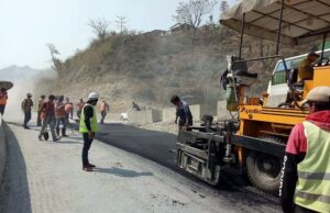 मुग्लिन–पोखरा सडक : तनहुँ खण्डमा डेढ किमी कालोपत्र