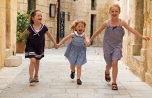 छत्तिसगढमा धेरै बच्चा जन्माउने प्रहरी हवल्दार निलम्बनमा