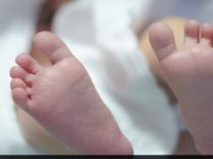 बच्चाको हेरचाह गर्न सक्दिन भन्दै जब महिलाले नवजात शिशु छाडेर गइन…