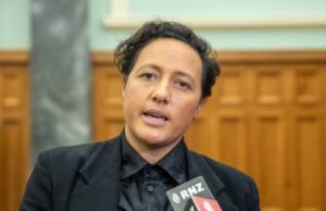 कार दुर्घटनाको आरोप लागे पछि न्युजिल्याण्डका न्याय मन्त्रीले दिए राजिनामा