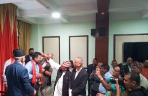 माओवादी केन्द्रीय सदस्यसहित तीनजना एमालेमा प्रवेश