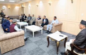 श्रम बजार मर्यादित र सुरक्षित बनाउन प्रधानमन्त्रीले गरे छलफल