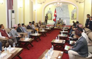 नेताहरू बोलाएर राष्ट्रपतिले भने– राष्ट्रको चिन्ता लागेको हो,सक्रिय हुन खोजेको होइन