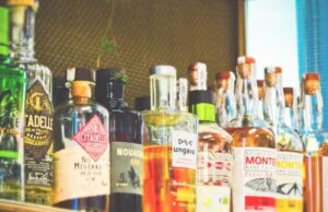 फ्रान्समा त्याधिक मदिरा उत्पादन भए पछि २६ अर्ब खर्चेर नष्ट गरिदै