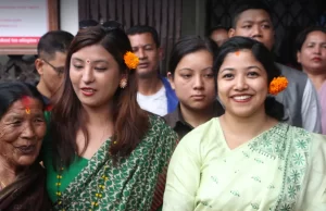 उपमेयर सुनिता डंगोलले मैतिदेवी मन्दिरमा पुगेर गरिन् पूजा