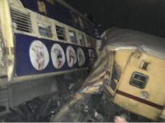 भारतको आन्ध्र प्रदेशमा दुई रेल एक आपसमा ठोक्किदा ९ को मृत्यु