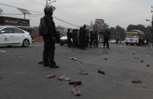 दुर्गा प्रसाईं समूह र प्रहरीबीच झडप