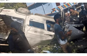 नौगाड गाउँपालिका अध्यक्ष चढेको गाडी दुर्घटना, चालक गम्भीर घाइते