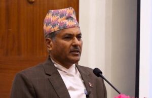 बढी ब्याज लिएको भए उजुरी लिएर आउन गर्भनर अधिकारीको आह्वान