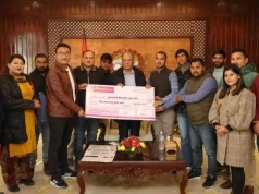 भूकम्प पीडितका लागि नेविसंघले दियो ७ लाख ११ हजार