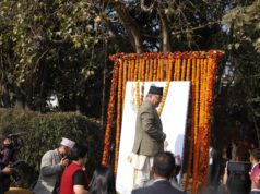 प्रधानमन्त्री प्रचण्डले गरे पृथ्वीनारायण शाहको तस्बिरमा माल्यार्पण