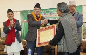 प्रधानमन्त्री पुष्पकमल दाहाल ‘प्रचण्ड’ले चित्रकलाले अन्तर्राष्ट्रिय एकतालाई प्रवर्द्धन गरेको छ