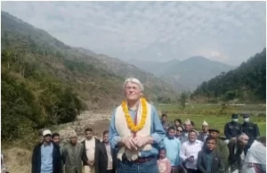 बेलायतका विकासमन्त्री दैलेखको दुर्गम गाउँ नौमूलेमा
