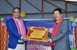 साहित्यकार रसिक ‘शरस रत्न भुषण पदक’ बाट सम्मानित