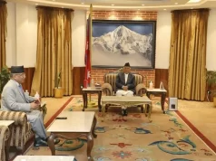 राष्ट्रपतिलाई भेट्न प्रधानमन्त्री शीतलनिवासमा