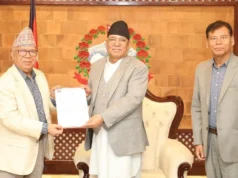 संसद्को गतिरोध हटाउन पहल गर्न प्रधानमन्त्रीलाई माधव नेपालको ध्यानाकर्षण