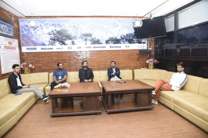 3ceaaa98-33c8-43d1-b5cd-96a2cf8bbf27_qz4UZGrg69