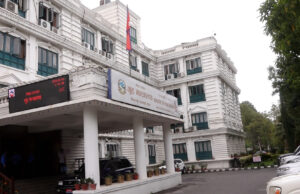 साउनदेखि राष्ट्रिय परिचय पत्र अनिवार्य गर्र्ने समय बढाउन गृहमन्त्रीलाई एमाले नेताको आग्रह