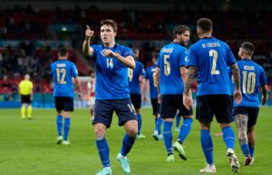 स्वीट्जरल्याण्डसँग हार्दै साविक विजेता इटली बाहिरियो