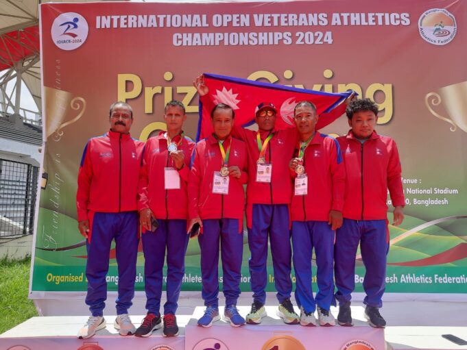 बुद्धवीर र धर्मलाई स्वर्ण बुद्धवीर र धर्मलाई स्वर्ण