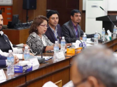 गाँजा खुला गर्न एक महिनाभित्रै नियमावली बनाउँछौँ : गृहमन्त्री लामिछाने