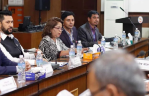 गाँजा खुला गर्न एक महिनाभित्रै नियमावली बनाउँछौँ : गृहमन्त्री लामिछाने