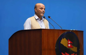 अमरेशले संसद्मा सञ्चार र खानेपानी मन्त्री खोजेपछि