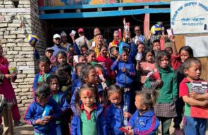 जुम्लाको हिमाली रम्बा आधारभूत आवासीय विद्यालयलाई नेविसंघको सहयोग