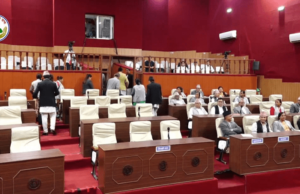 प्रतिपक्ष र सत्तापक्षबिच कुरा नमिल्दा बस्न सकेन कर्णाली प्रदेशसभा बैठक