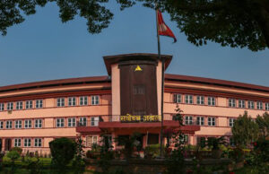 ढल्यो गण्डकी सरकार, ठुलो दलको नेतालाई मुख्यमन्त्रीमा नियुक्त गर्न परमादेश