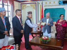 राष्ट्रपति पौडेललाई दोलखा भीमेश्वर मन्दिरको महाप्रसाद प्रदान