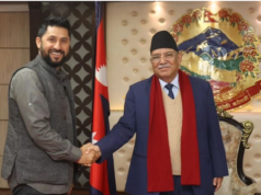 प्रधानमन्त्री भेट्न गृहमन्त्री लामिछाने प्रधानमन्त्री कार्यालयमा