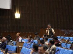 प्रधानमन्त्रीले सत्ताको खेल बुझ्नुभएन : चित्रबहादुर केसी