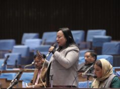 बलात्कार आरोपी शिक्षकलाई कडा कारबाही गर्न माग