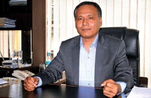 कुलमानले आज पत्रकार सम्मेलन गर्दै