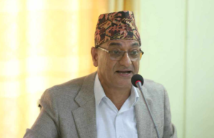 नख्खुमा हेलिकोप्टर उडाएर उद्धार गर्न सकिएन : गृहमन्त्री लेखक