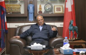 सरकार भ्रष्टाचारी बचाउन मात्रै केन्द्रित : प्रचण्ड