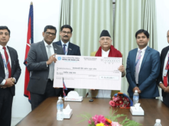 नेपाल एसबीआई बैंकद्वारा प्रधानमन्त्री दैवी प्रकोप उद्धार कोषमा २५ लाख सहयोग