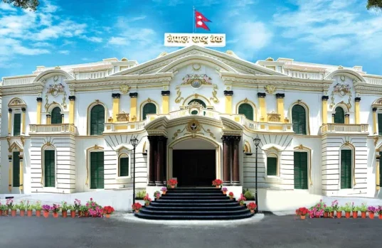 ३० अर्ब तरलता खिच्दै केन्द्रीय बैंक