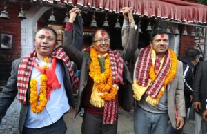 कीर्तिपुरको मेयरमा कांग्रेसबाट डंगोलले गराए उम्मेदवारी दर्ता