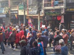 रवि लामिछानेलाई पक्राउ गरेको विरोधमा रास्वपाका कार्यकर्ताले गरे पर्सामा प्रदर्शन