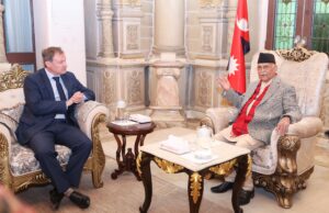 प्रधानमन्त्रीसँग बेलायती राजदूतको भेट