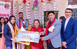 पत्रकार शर्मासहित विभिन्न व्यक्ति सम्मानित