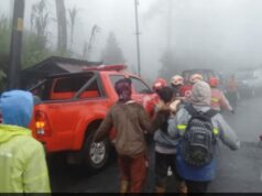 इण्डोनेसियामा पहिरोमा परी मृत्यु हुनेको संख्या १८ पुग्यो