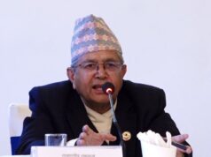 सभामुख घिमिरेले दलका प्रमुख सचेतकहरूसँग छलफल गर्दै