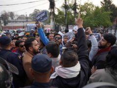 भारतमा नेपाली छात्राको मृत्युपछि भारतीय दूतावास अगाडि प्रदर्शन