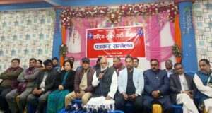 प्रधानमन्त्री ओलीविरुद्ध आन्दोलन हुन्छः महतो